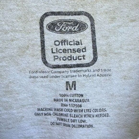 Ford Mustang “Eat My Dust” Graphic Cropped T-Shirt in Tan/Yellow | Medium - Picture 6 of 6